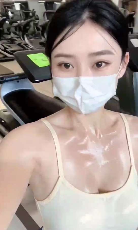 图片[2]-AI口罩美女健身写真教学，不用MJ，不用哩布，不用任何会员，纯屌丝玩法-悟空知识星球