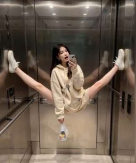 图片[2]-AI生成电梯一字马美女制作教程，条条流量上万，别再在外面被割韭菜了，全流程实操-悟空知识星球